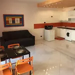 아파트 Flat Acquamarina *