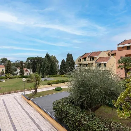 Flat Acquamarina Apartmán *